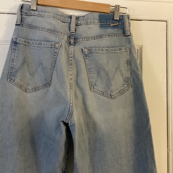 MOTHER Light Blue Jeans - Picture 10 of 12